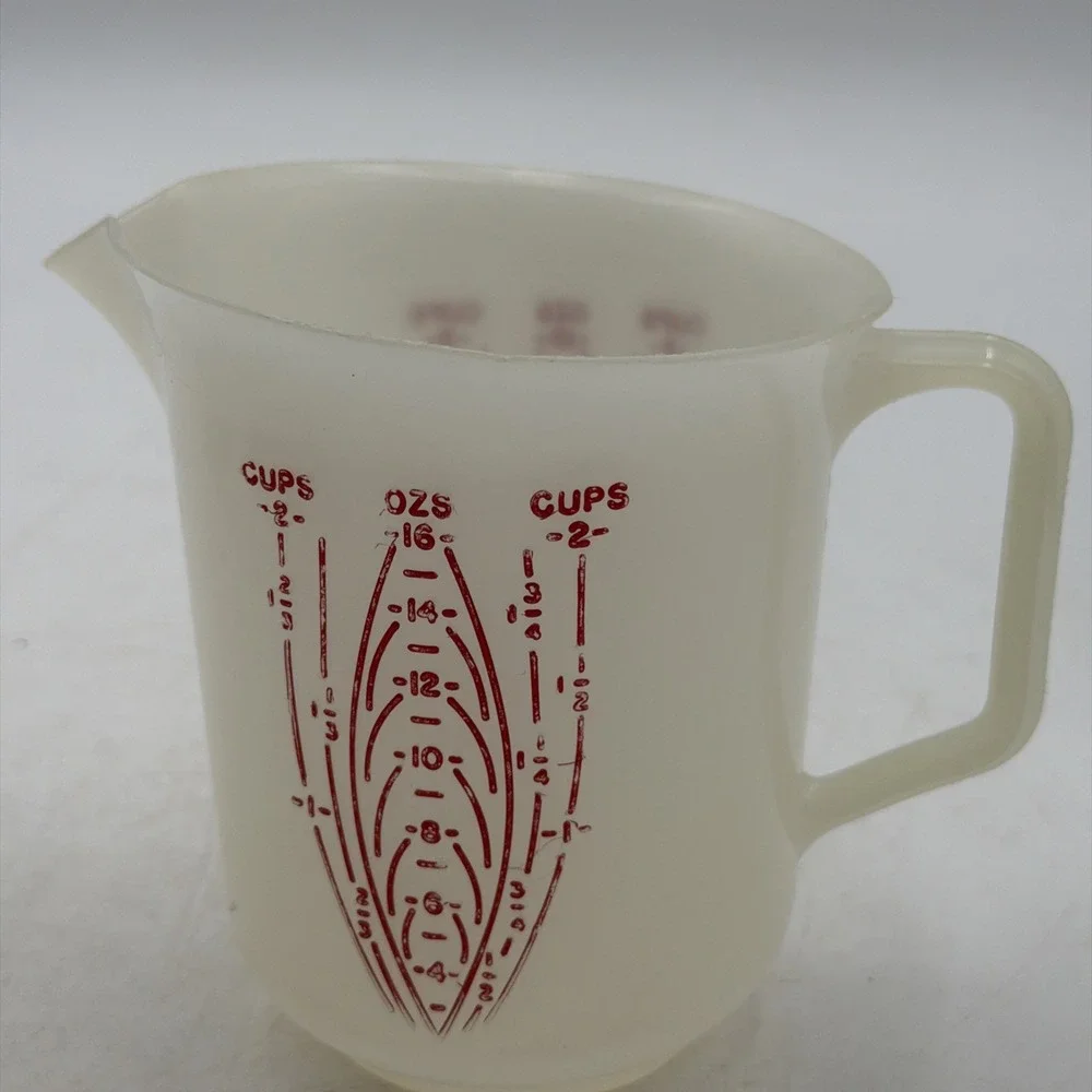 Vintage 50s Tupperware 134-2 Two Cup Measuring Pitcher Red Lettering